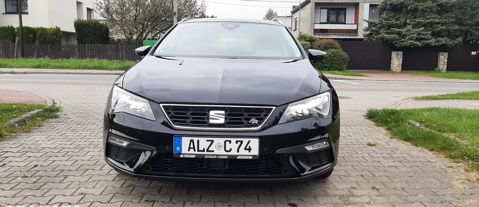 Seat Leon cena 59900 przebieg: 163200, rok produkcji 2013 z Zawichost małe 254